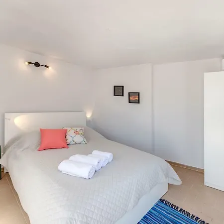 Homey Appartement Ermoupoli