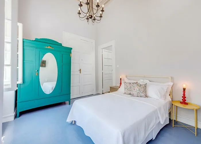 Homey * Ερμούπολη