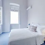 Apartment Homey