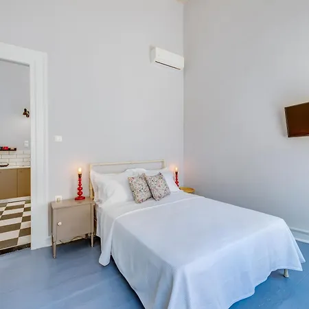 Homey * ארמופוליס