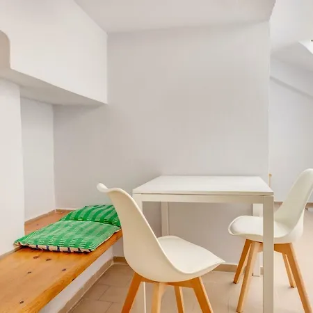 Apartment Homey *