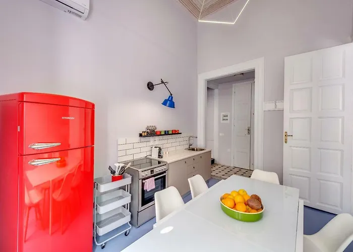 Homey Эрмуполис